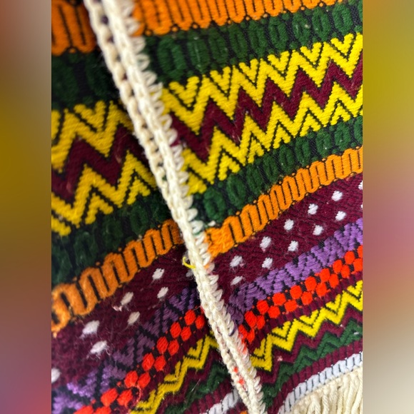 VINTAGE Woven blanket throw wall hanging wool fringe 70s decor boho Aztec 34”x75 - Picture 3 of 10